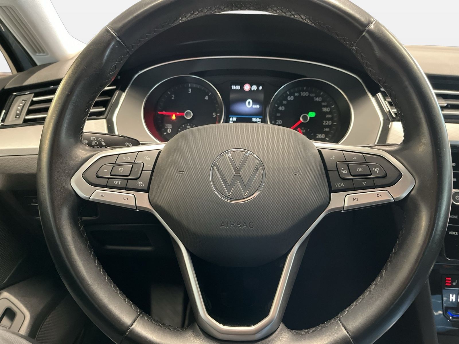 Volkswagen Passat Variant - Bild 17