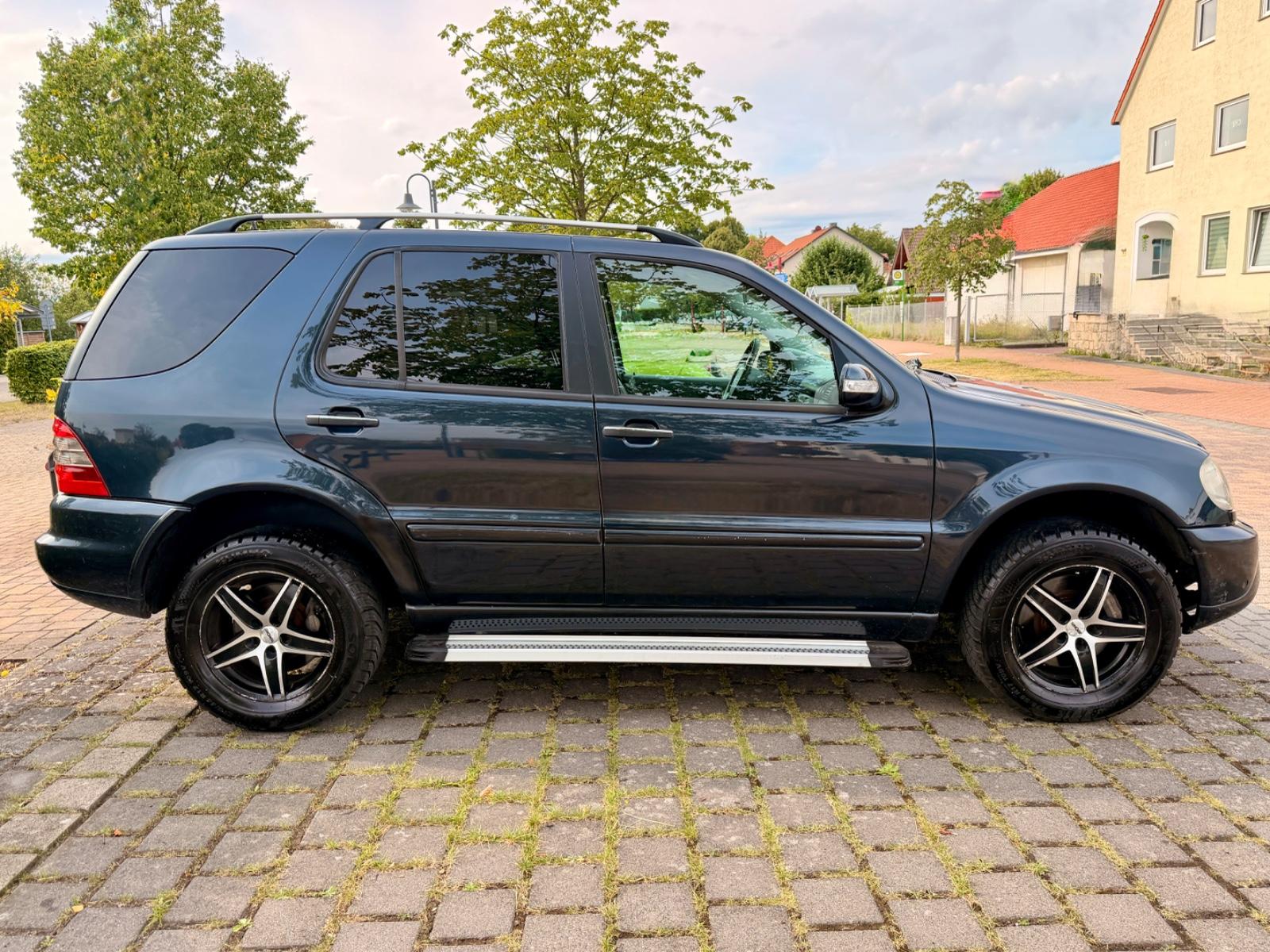Mercedes-Benz ML270 2004 — photo 6