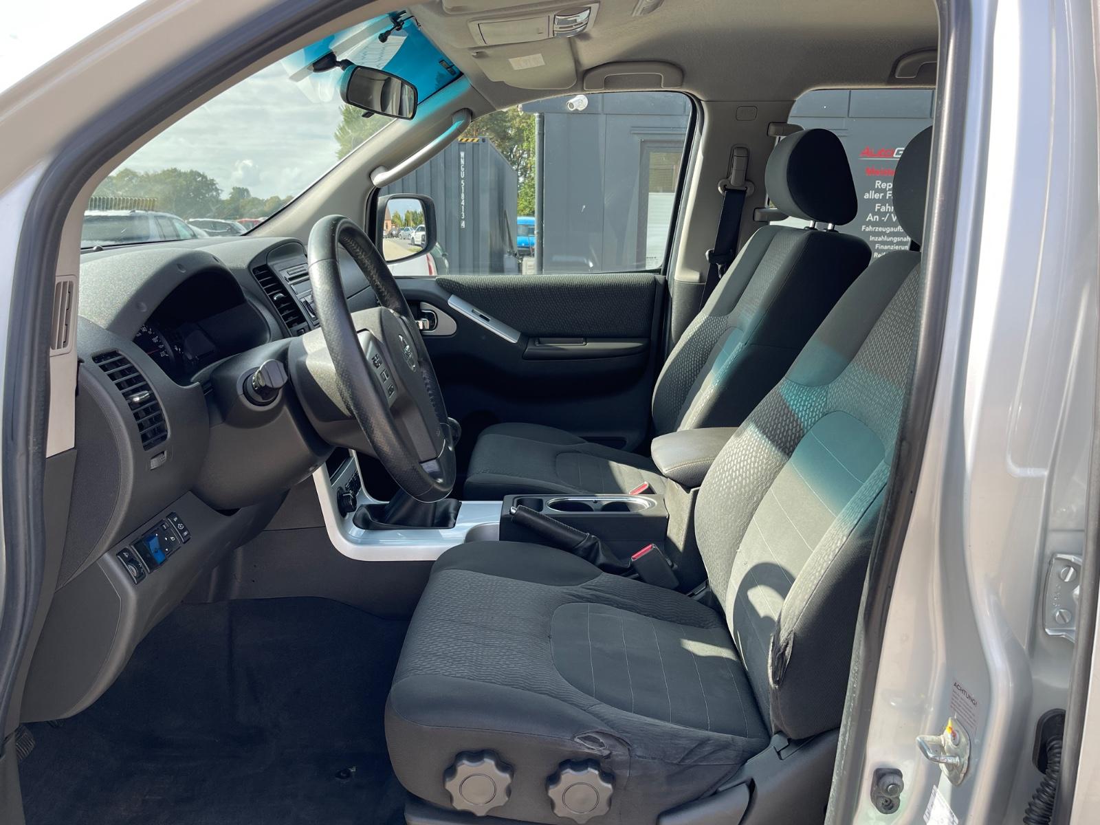 NISSAN NAVARA 190CH PICKUP DOUBLE CAB SE 4X4
