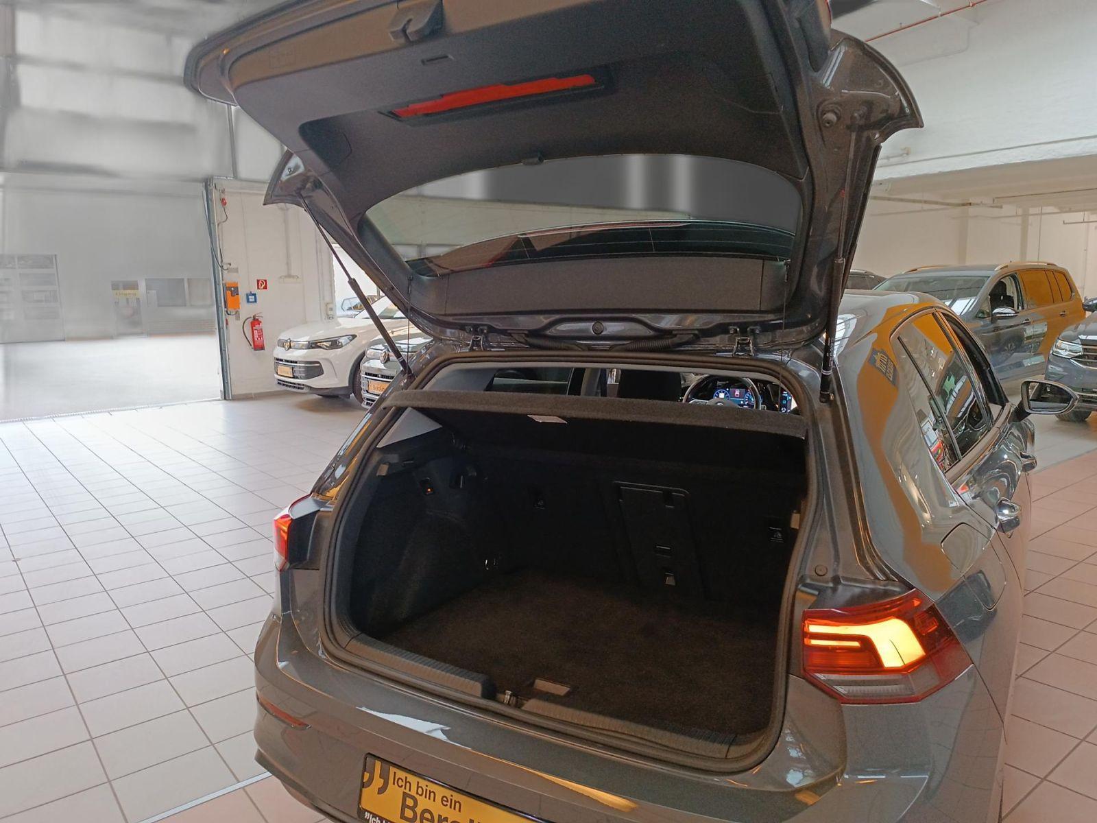 Volkswagen Golf VIII 1.5 TSI Life *StdHz*ACC*AHK*LED+*SHZ*, миниатюра 17