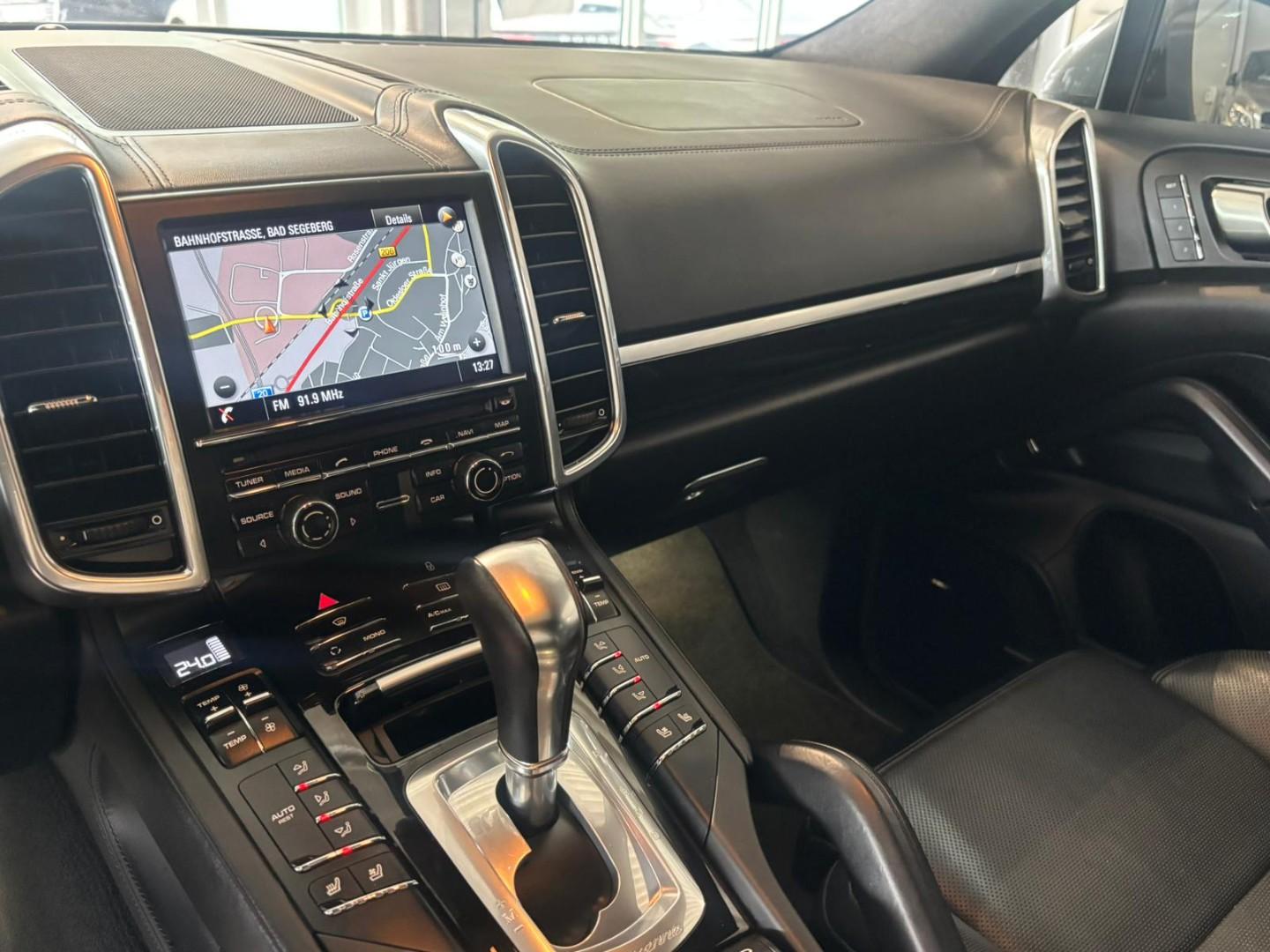 Porsche Cayenne S Diesel*AHK*Standheizung