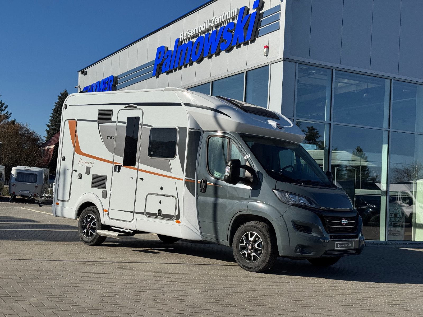 Fahrzeugabbildung Bürstner Lyseo TD 594 - 16.073€ SPAREN!