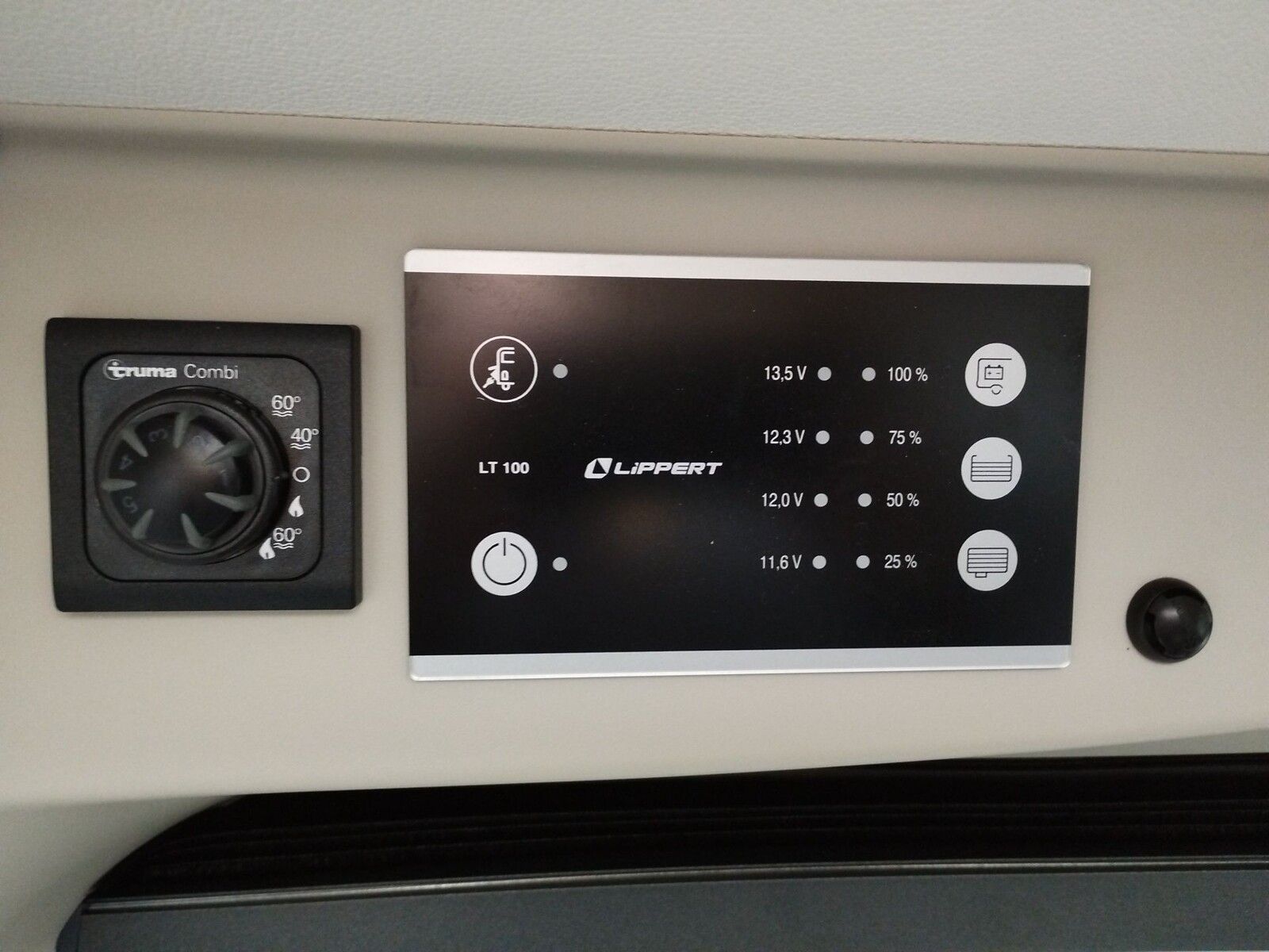 Fahrzeugabbildung Sunlight Adventure Cliff 640 Automatik, Dörr Edition, LTE