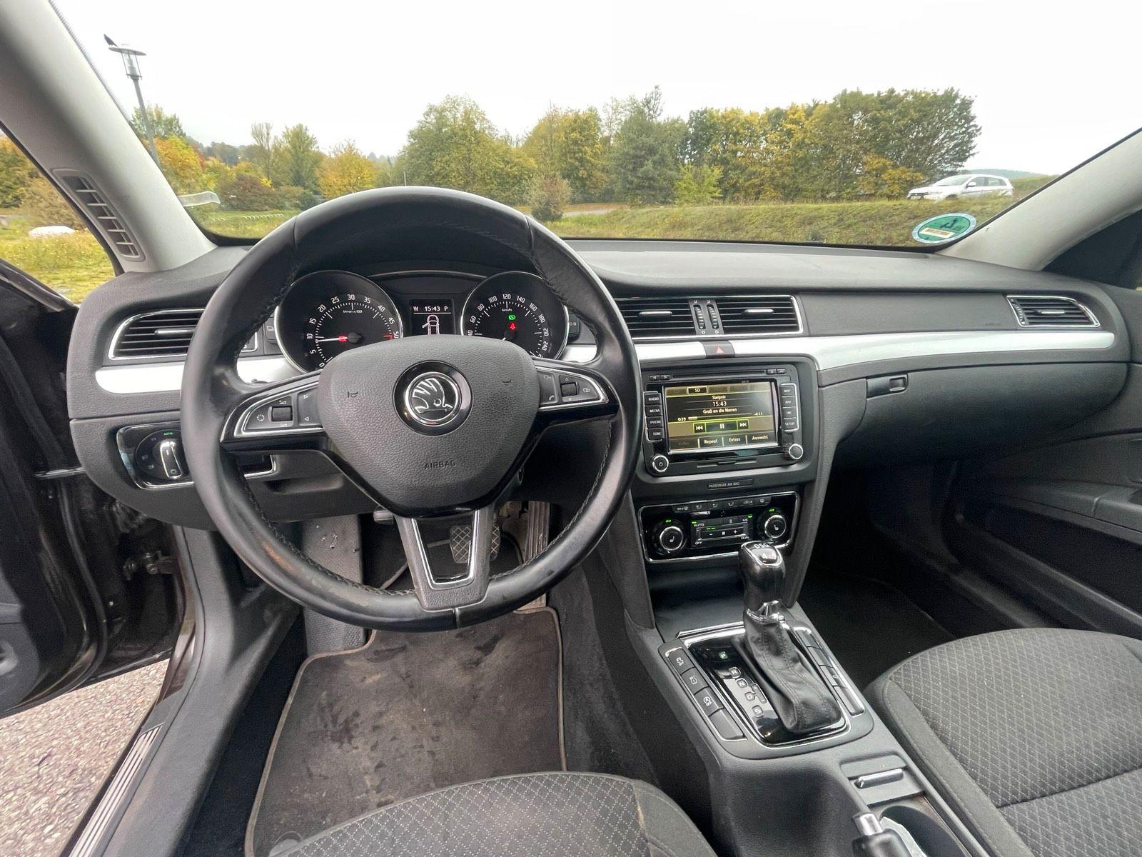 Skoda Superb 2013 — photo 8