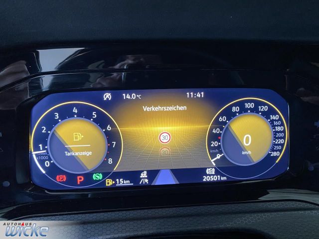 Golf VIII 2.0 TSI DSG GTI NAVI KLIMA LED LANE