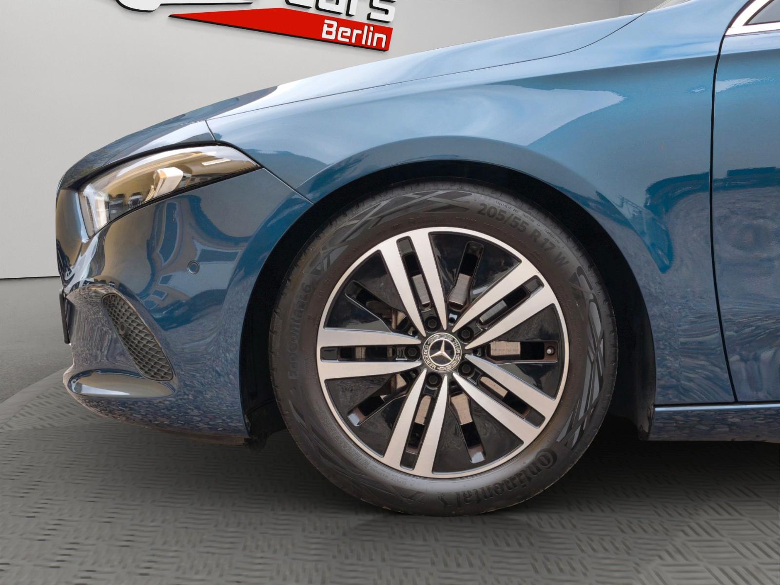 Mercedes-Benz A 200 d*LIMOUSINE*LED*AMBIENTE*LEDER*ACC*KAMERA*