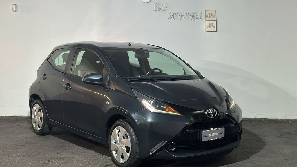 Image of Toyota Aygo (X)