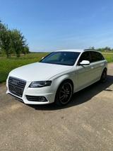Audi A4 2.0 TFSI 132kW S line Avant S line - Audi aus 2010: Kombi