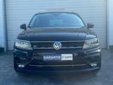 Volkswagen TIGUAN RLINE HIGHLINE 4MOTION DIGITALTACHO PANO - Volkswagen Tiguan: Rline