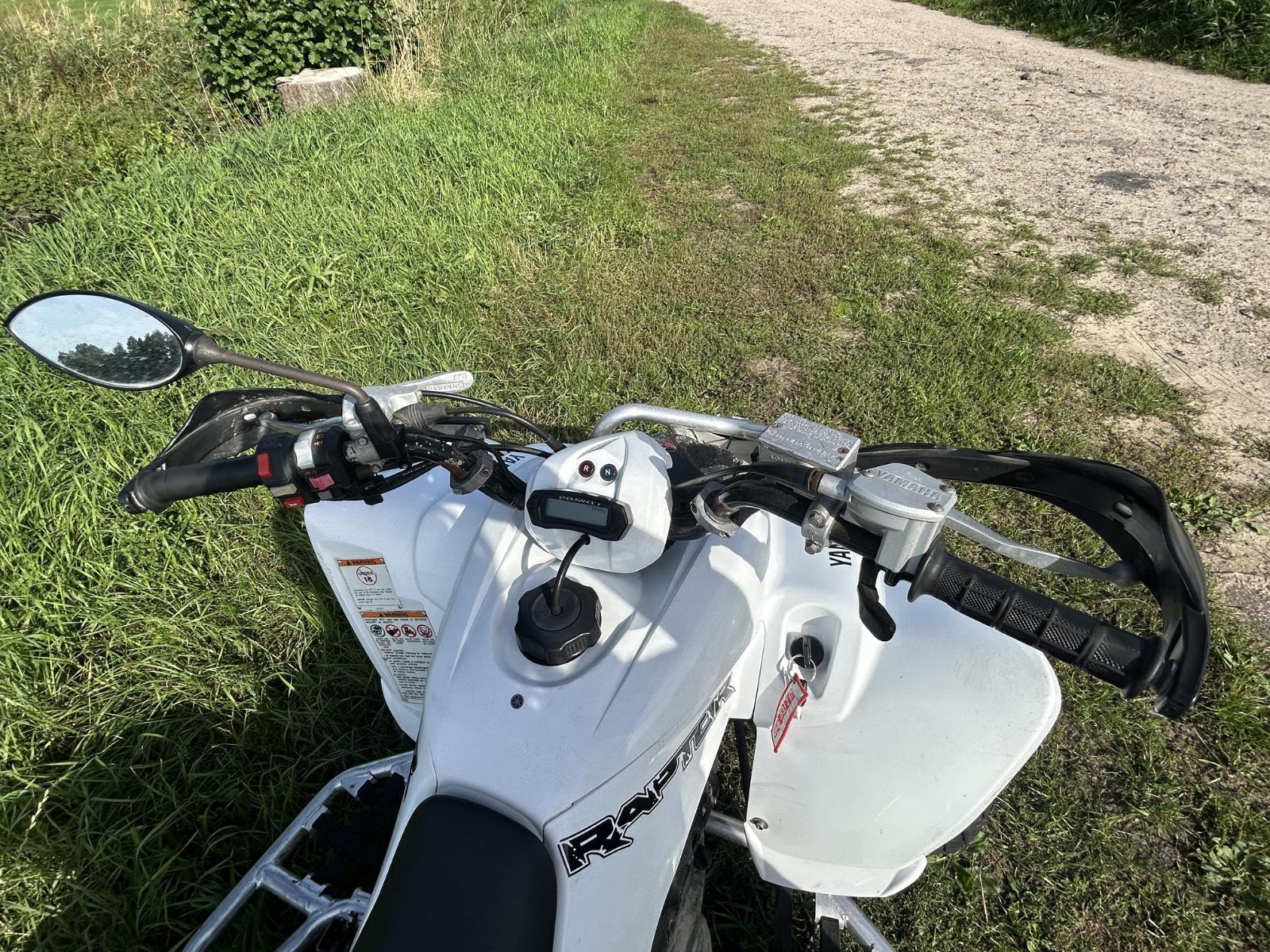 Yamaha Raptor 2006 — photo 12