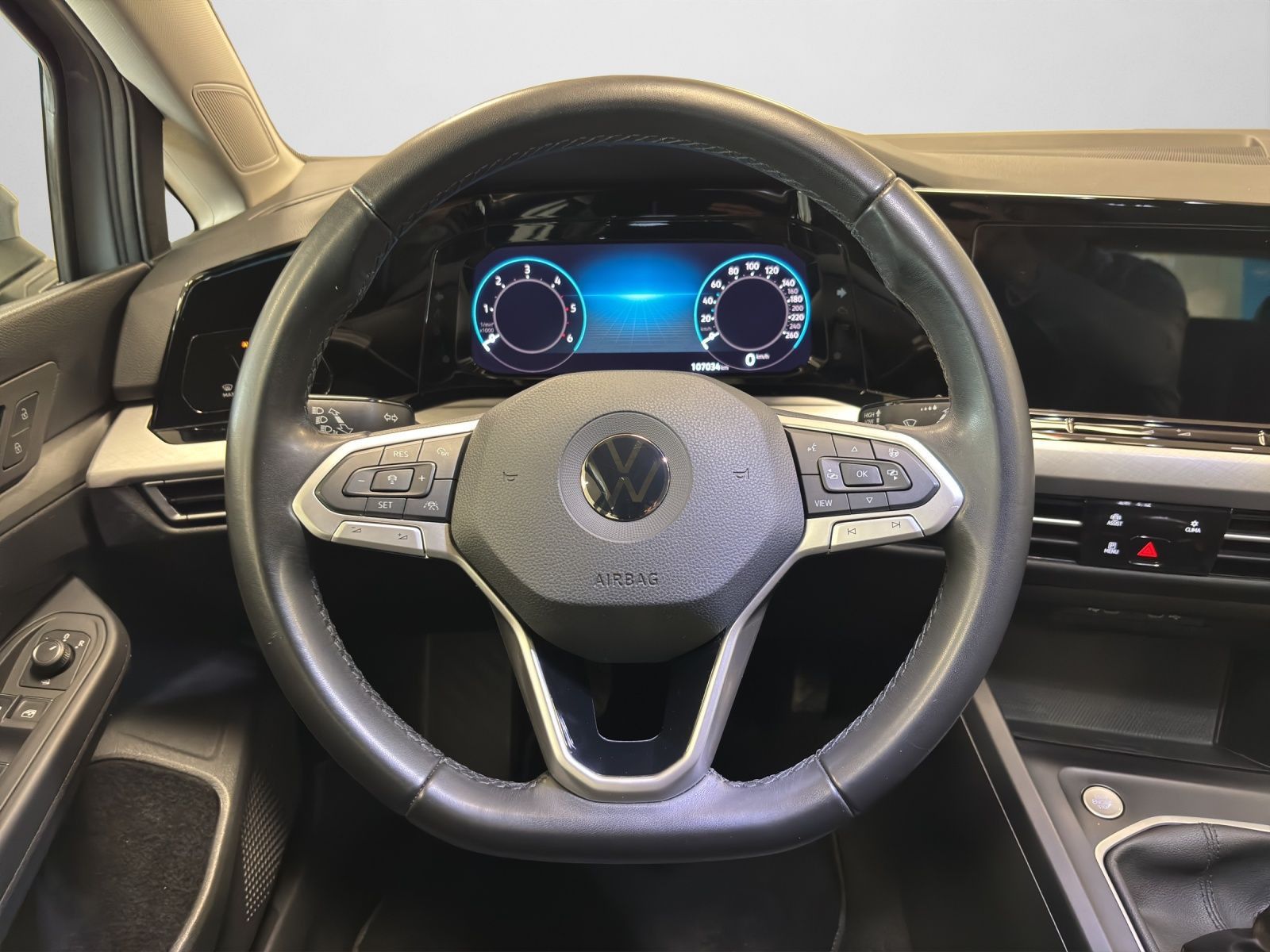 Volkswagen Golf - Bild 10