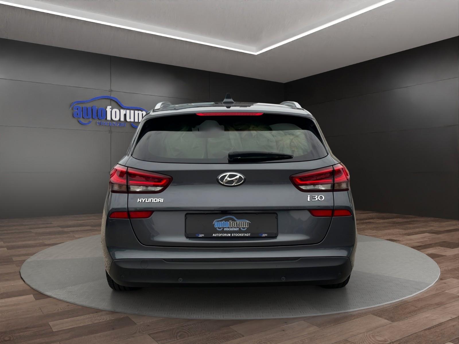 Hyundai i30 cw Premium AUTOMATIK°ACC°NAVI°LED°KAMERA
