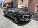 Ford Mustang Cabrio in einmaliger Farbkombi  - Ford Mustang aus 1968: Cabrio