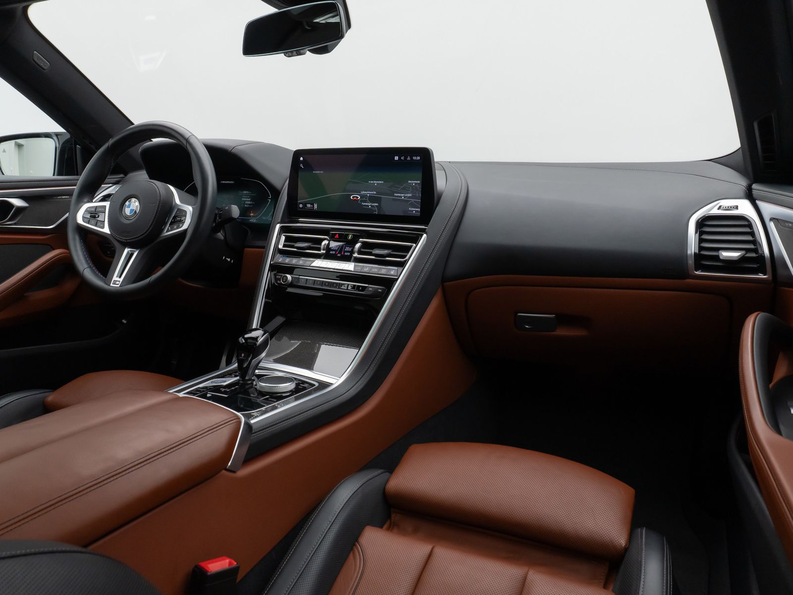 Fahrzeugabbildung BMW M850i xD Gran Coupé Panorama 360°HUD H/K SoftCL