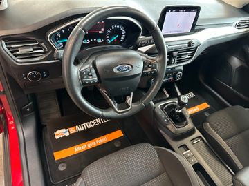 MYAUTOCENTER – Gebraucht- und Jahreswagen mit Werkstattservice in Pfaffenhofen Ford Focus Lim. *Pano*Kamera*AHK*LED*