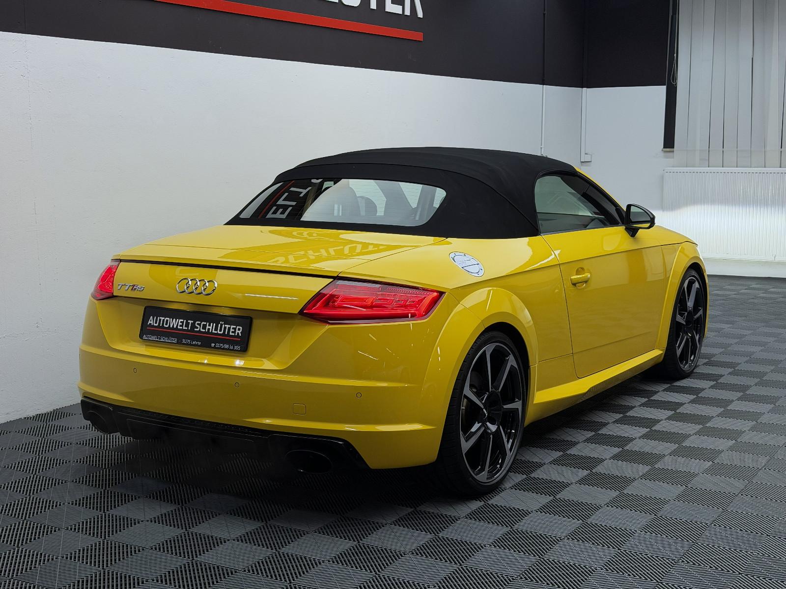 Audi TT RS Roadster Quattro*Matrix*B&O*OLED*Carbon*