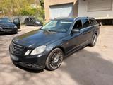 Mercedes-Benz Mercedes e250 cdi Elegance - Mercedes-Benz E 250 in Solingen