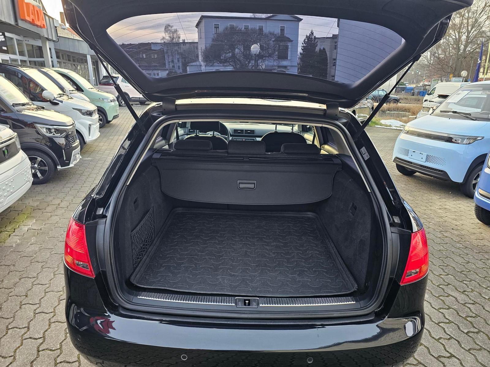 Audi A4 2008 — photo 14