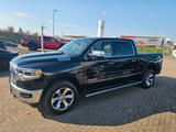 Dodge RAM 5,7.V8.LIMITED*VOLL*AHK*"TOP - Dodge mit Benzin-Antrieb: mit Apple Carplay
