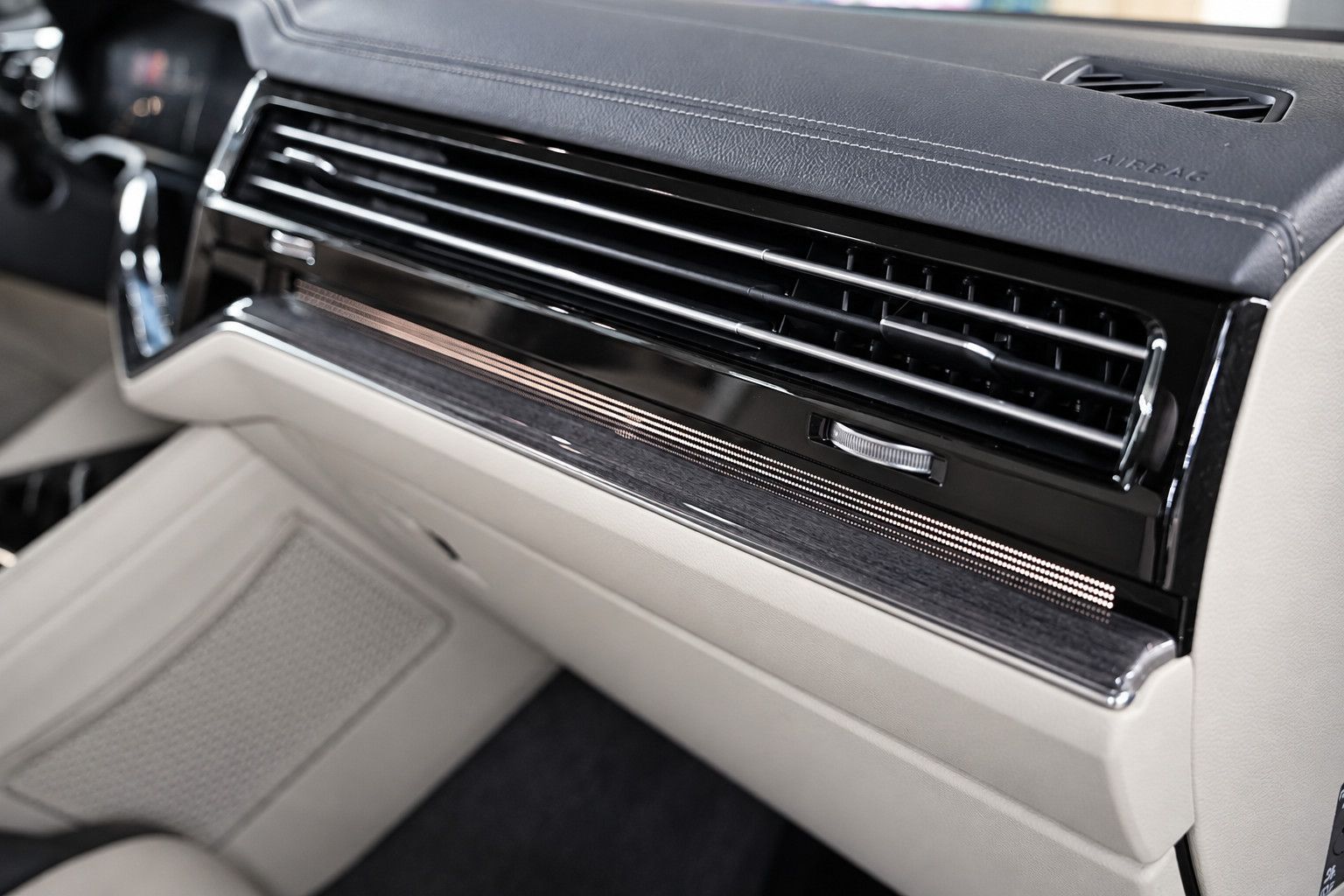 Fahrzeugabbildung Volkswagen Touareg Elegance 4Motion *InnovisionCockpit*LED