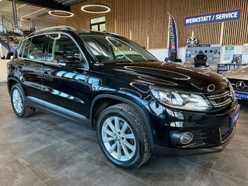 Volkswagen Tiguan Sport & Style 4Motion *BiXenon*Navi*AHK*