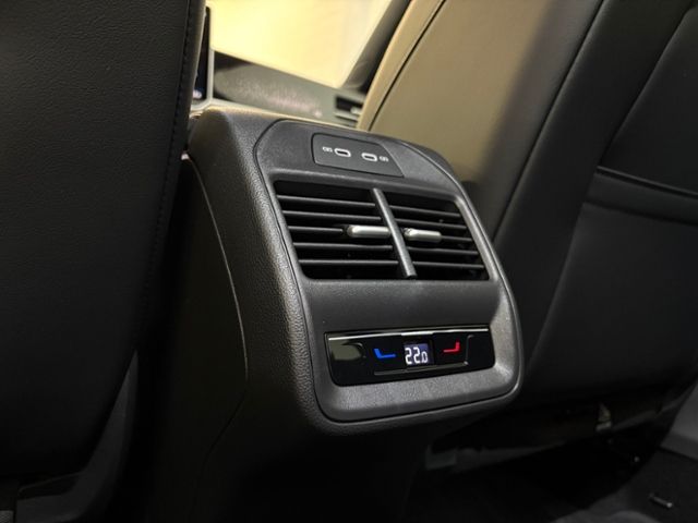Volkswagen Passat - Bild 12