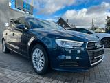 Audi A3 Sportback Automatic Leder LED - mit Diesel-Antrieb: Blau, Kleinwagen