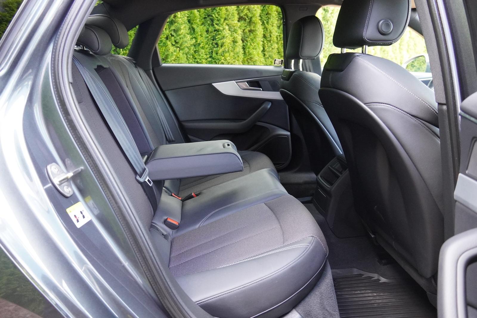 Audi A4 2.0 TFSI S-tronic S-Line LED ACC Navi Kamera