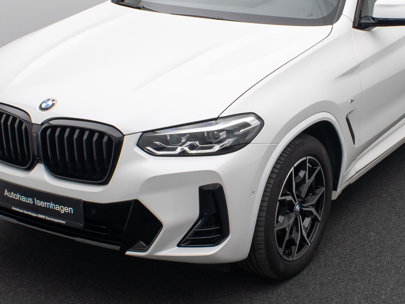Fahrzeugabbildung BMW X3 xD20d M Sport DAB Kamera AHK HiFi Alarm 19Zol
