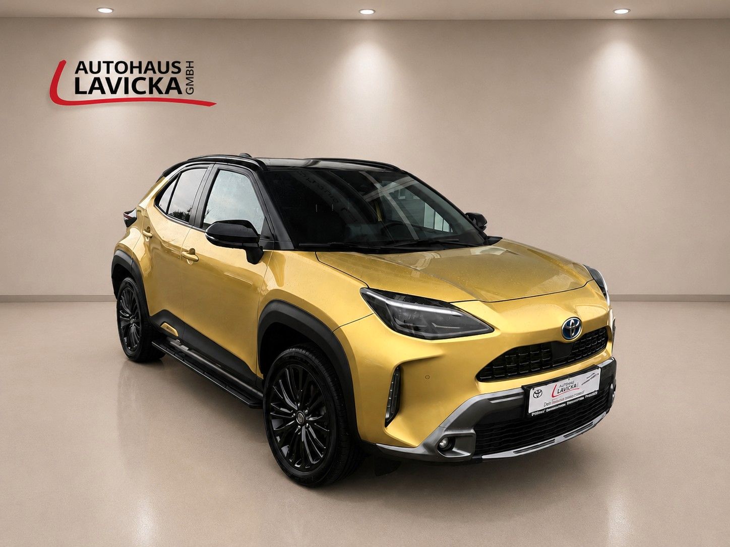 Toyota Yaris Cross Hybrid AWD-i Adventure
