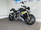 BMW S 1000 R | Komfort-, Dynamik- & Sozius-Paket | S - Motorräder in Erfurt