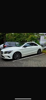 Mercedes-Benz CLA 180 Urban Urban - Mercedes-Benz CLA 180 in Köln