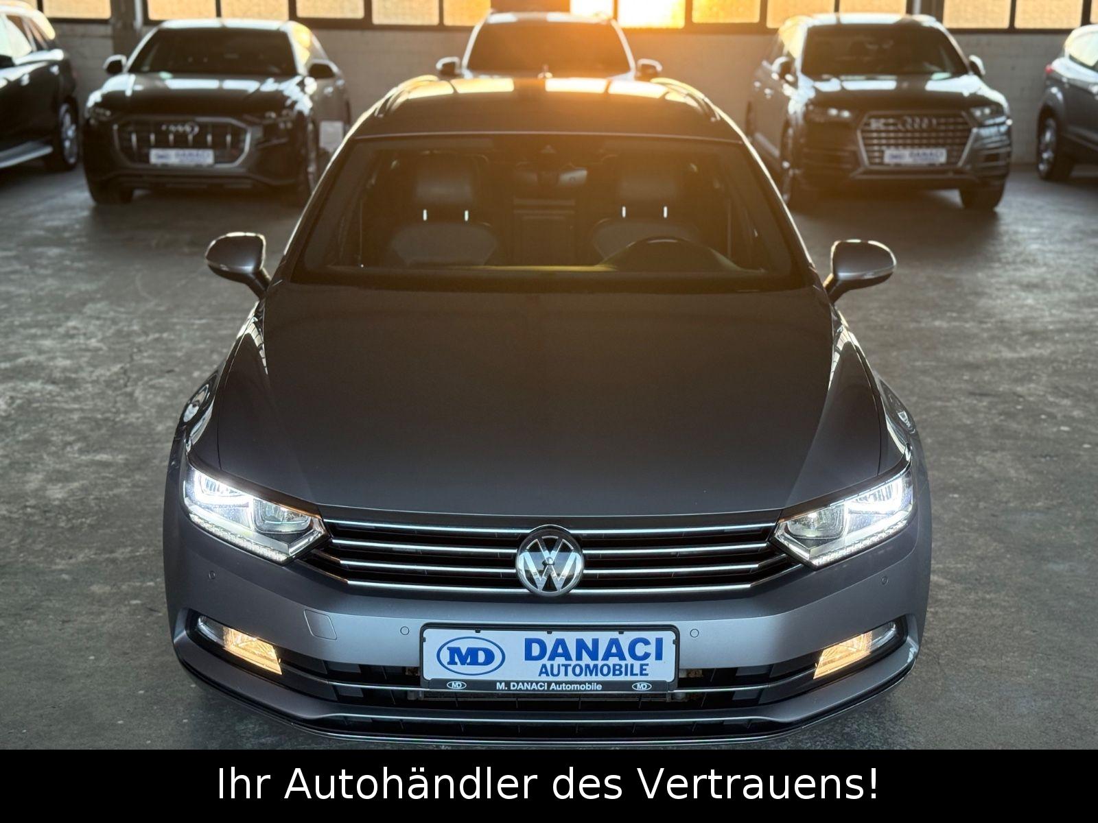 Volkswagen Passat Variant Highline ACC*Kamera*AHK*LED*Alcan