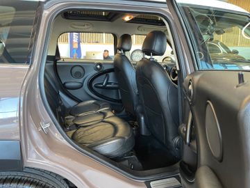 MINI Cooper SD Countryman *PANO*PDC*NAVI*BI-XENON*