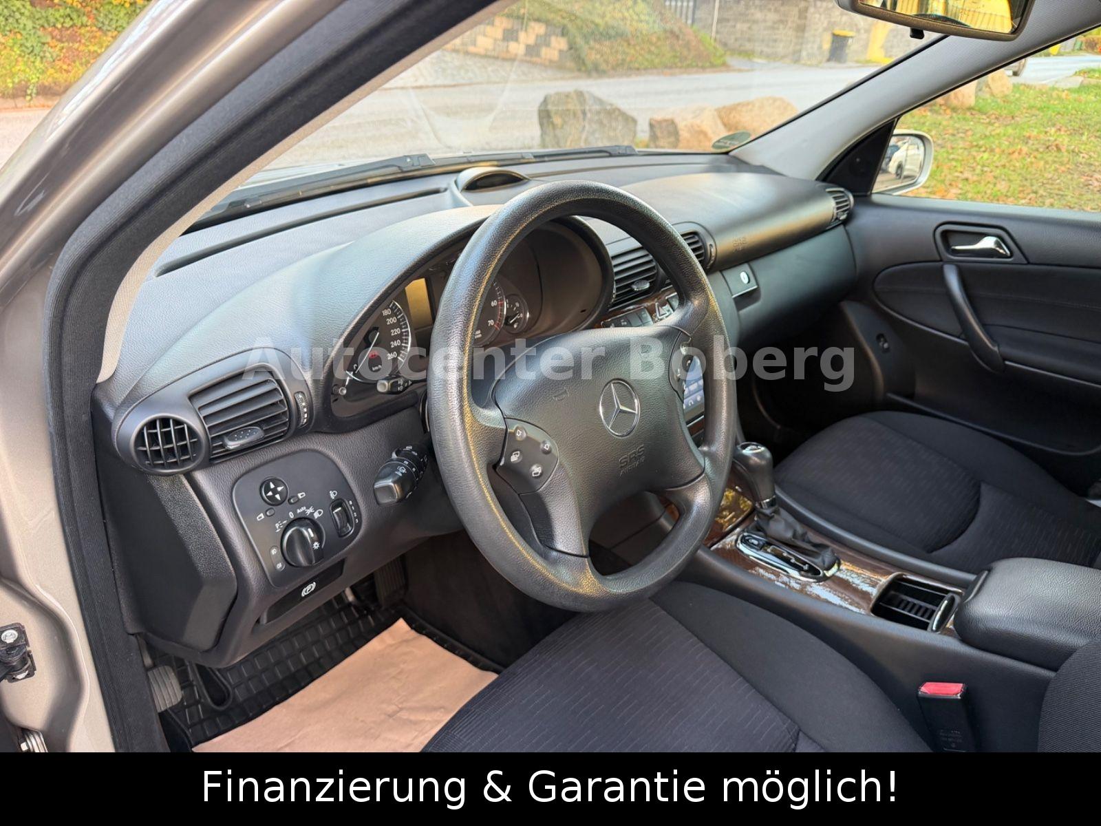 Mercedes-Benz C200 2004 — photo 14