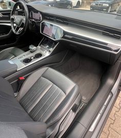 Audi A6 Allroad - 12