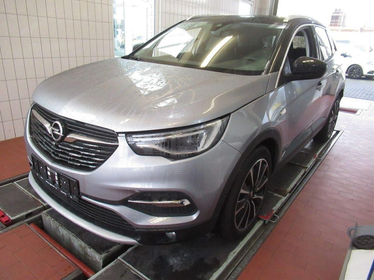 Fahrzeugabbildung Opel Grandland (X) ULTIMATE 4HYBRID NAVI/LED/KAMERA