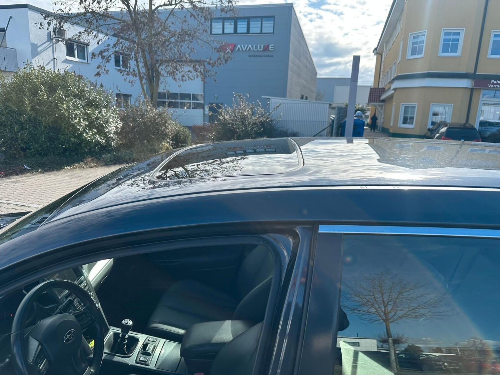 Subaru Legacy Kombi/ Outback Comfort*Leder*Xenon*8 Fach