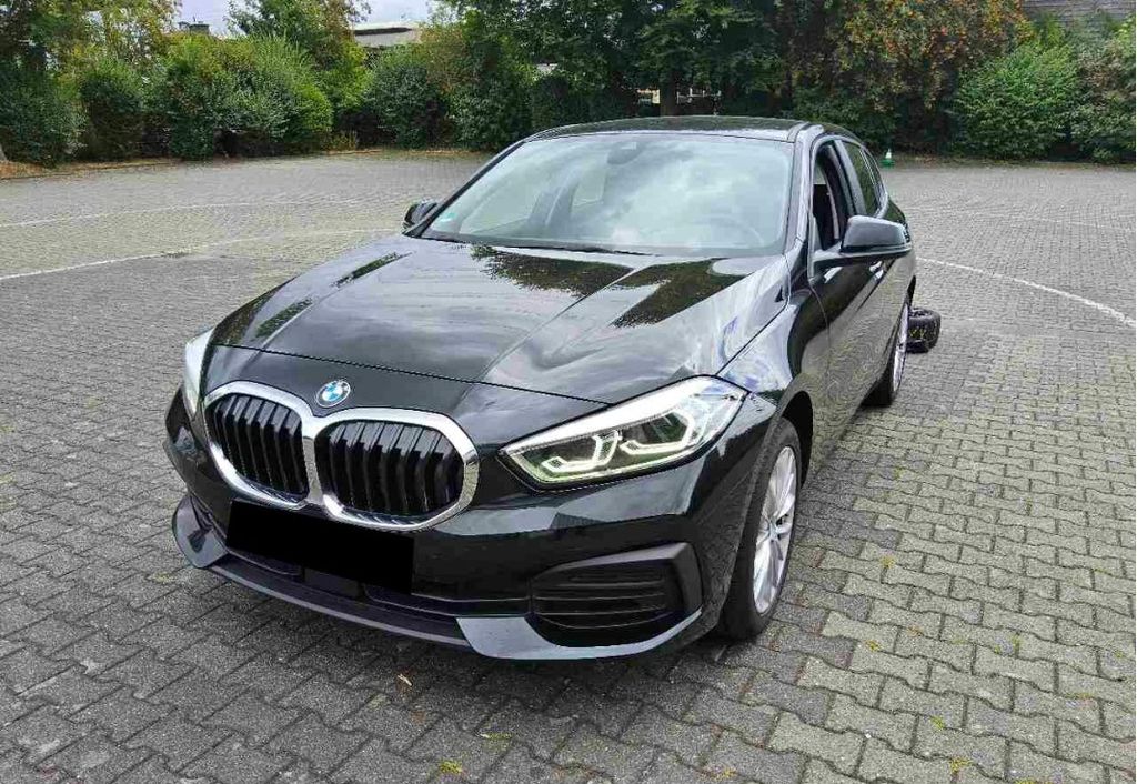Image of BMW 120
