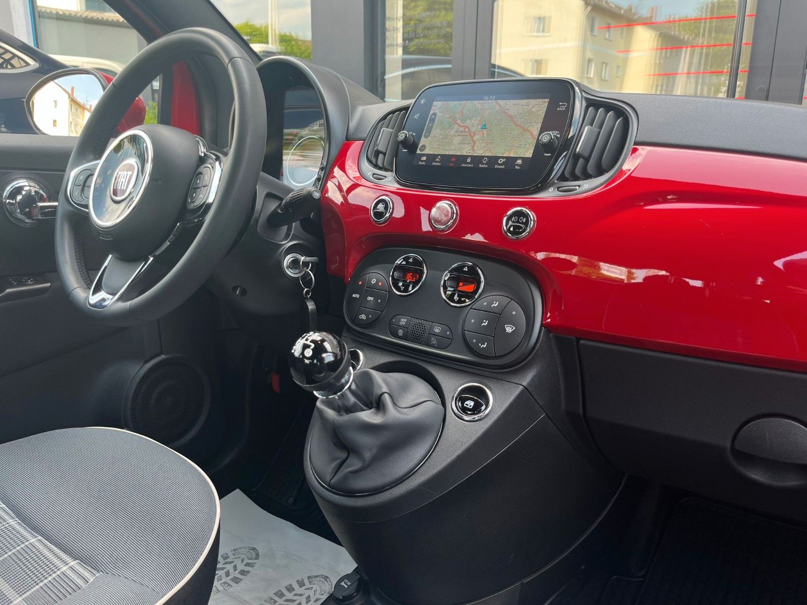 Fahrzeugabbildung Fiat 500 Lounge*Allwetter*