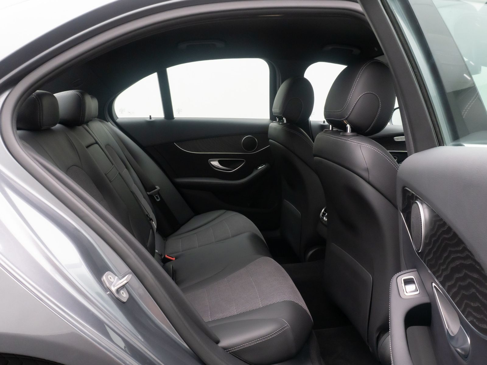 Fahrzeugabbildung Mercedes-Benz C 180 Exclusive PDC NAVI GeschwindigR Teilleder