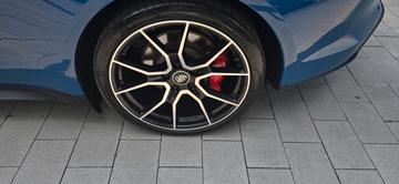2023 Porsche TAYCAN — миниатюра 18