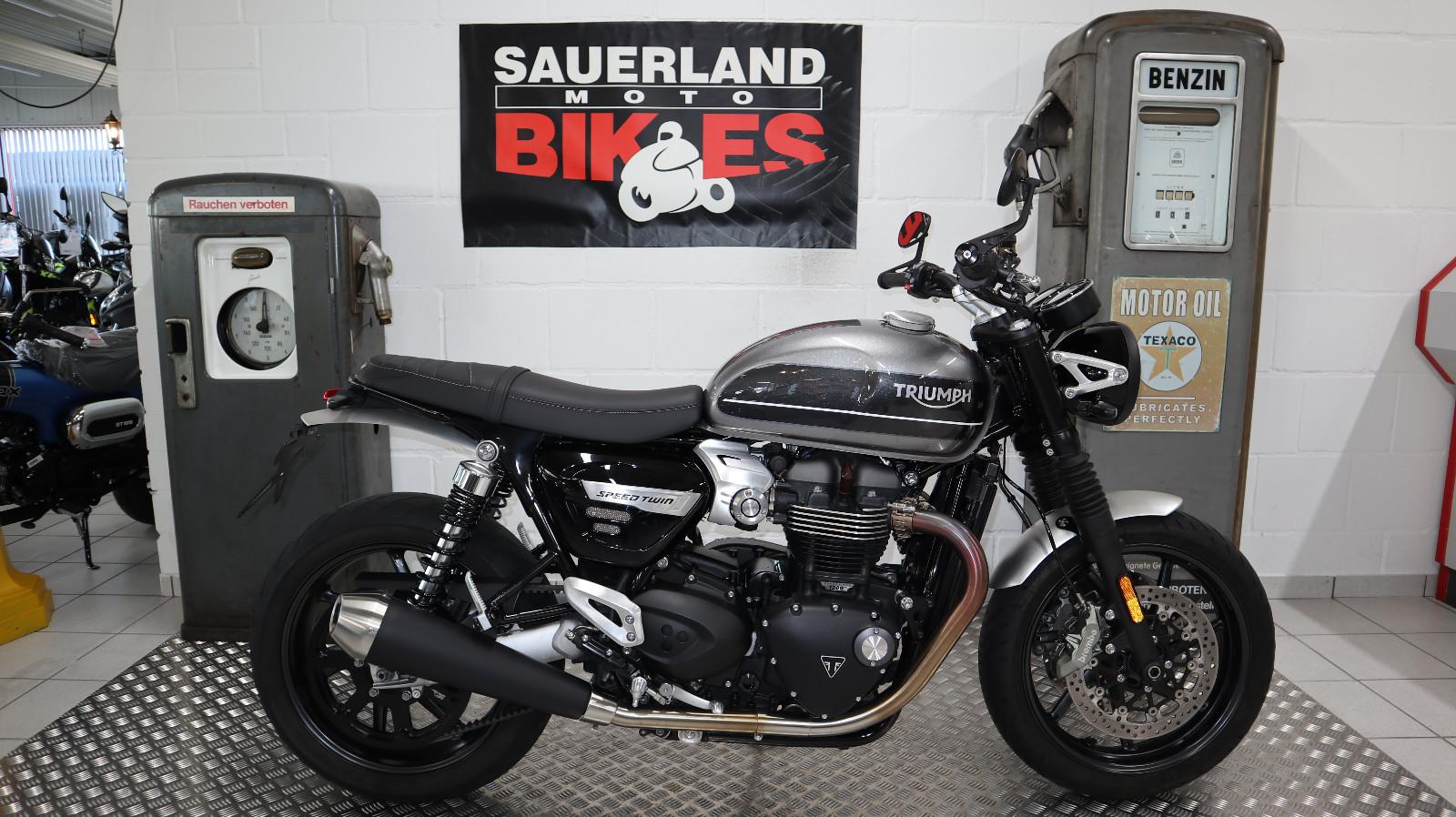 Triumph Speed Twin 1200 ABS mit Riemenantrieb