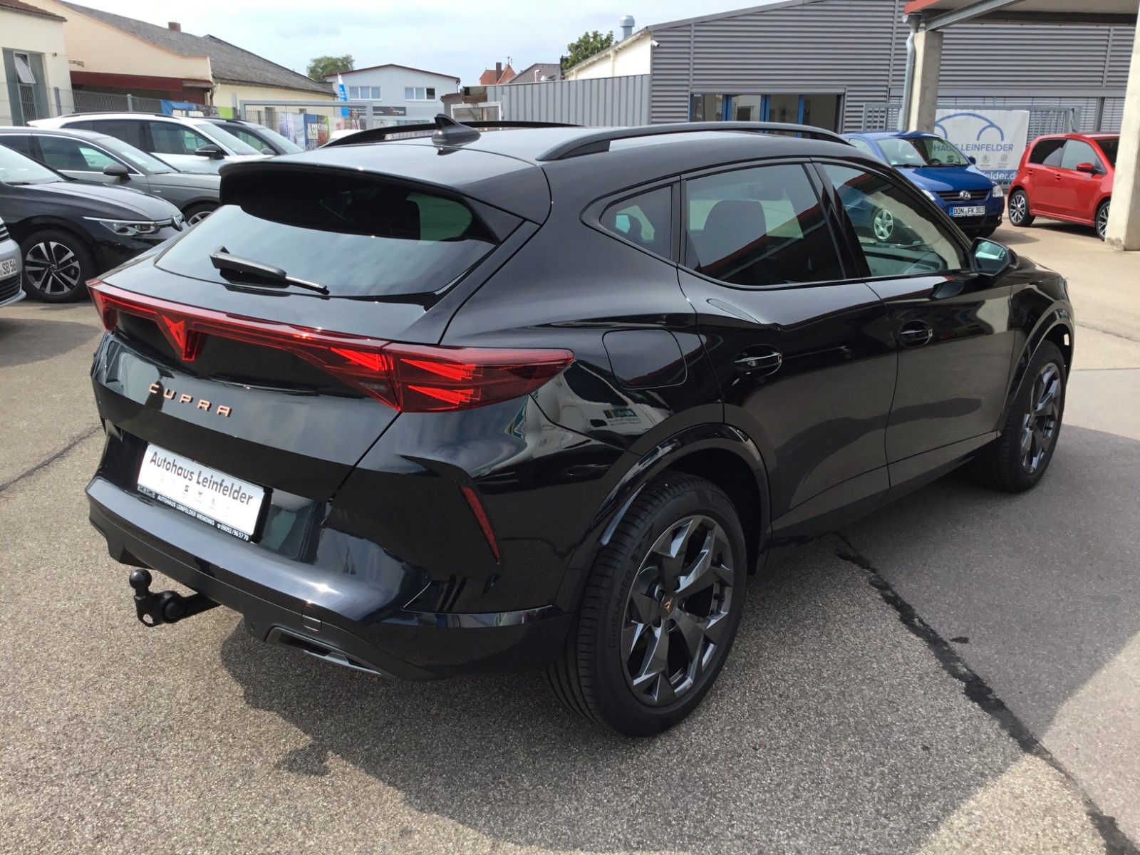 Fahrzeugabbildung CUPRA Formentor 1.5 eTSI DSG +AHK+Navi+18"+TopView