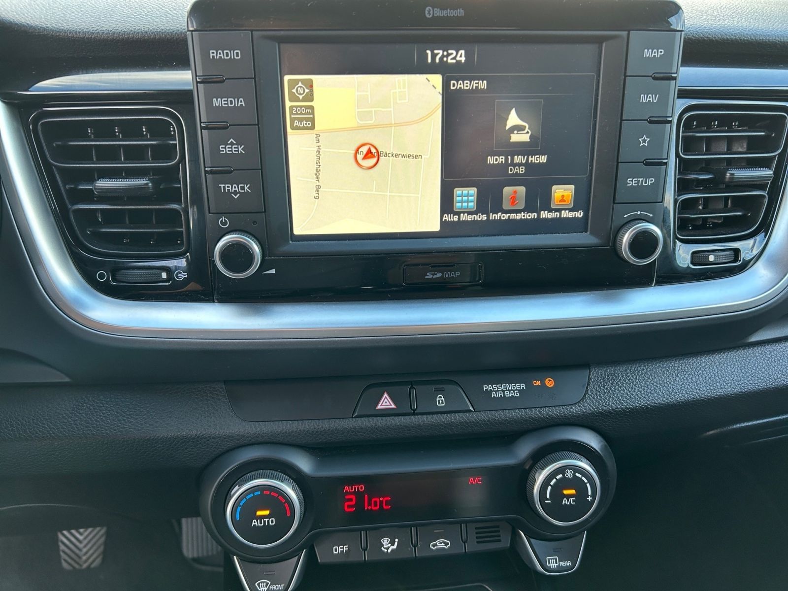 Fahrzeugabbildung Kia Stonic 1.0 T-GDI Spirit Navigation