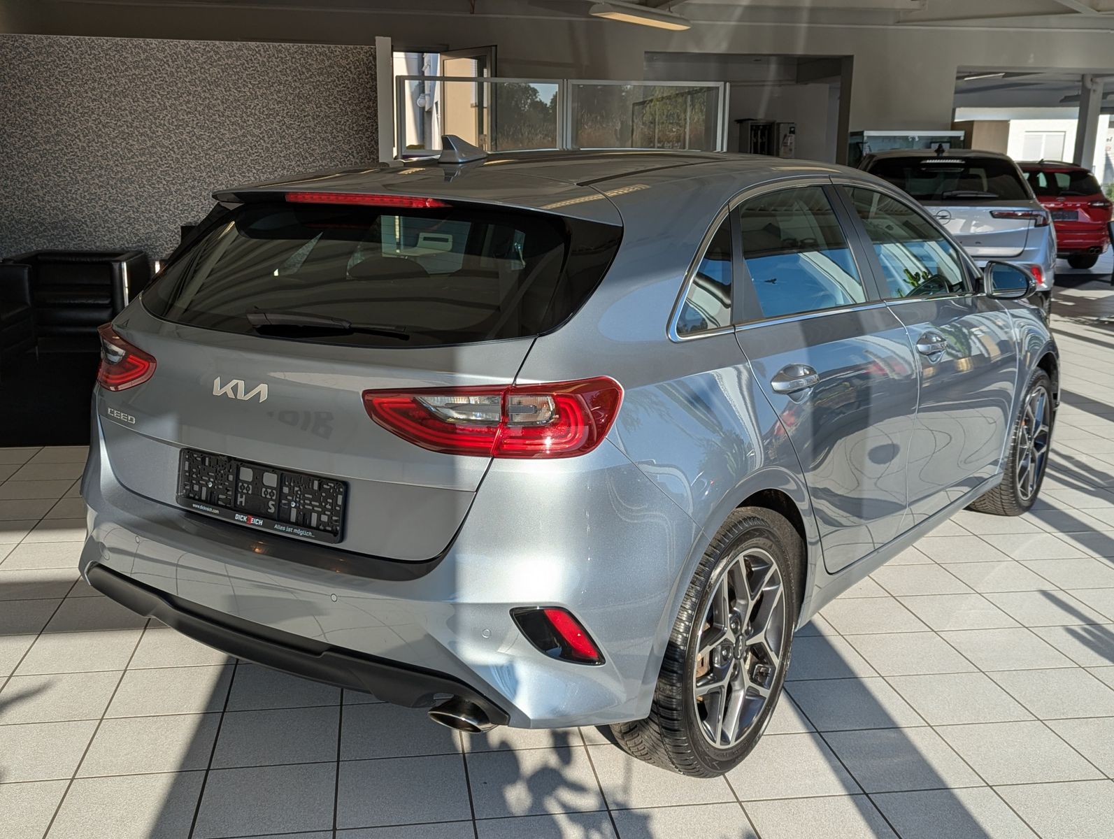Fahrzeugabbildung Kia cee'd / Ceed 1.5 Spirit Limo JBL ACC Kamera 7J-G