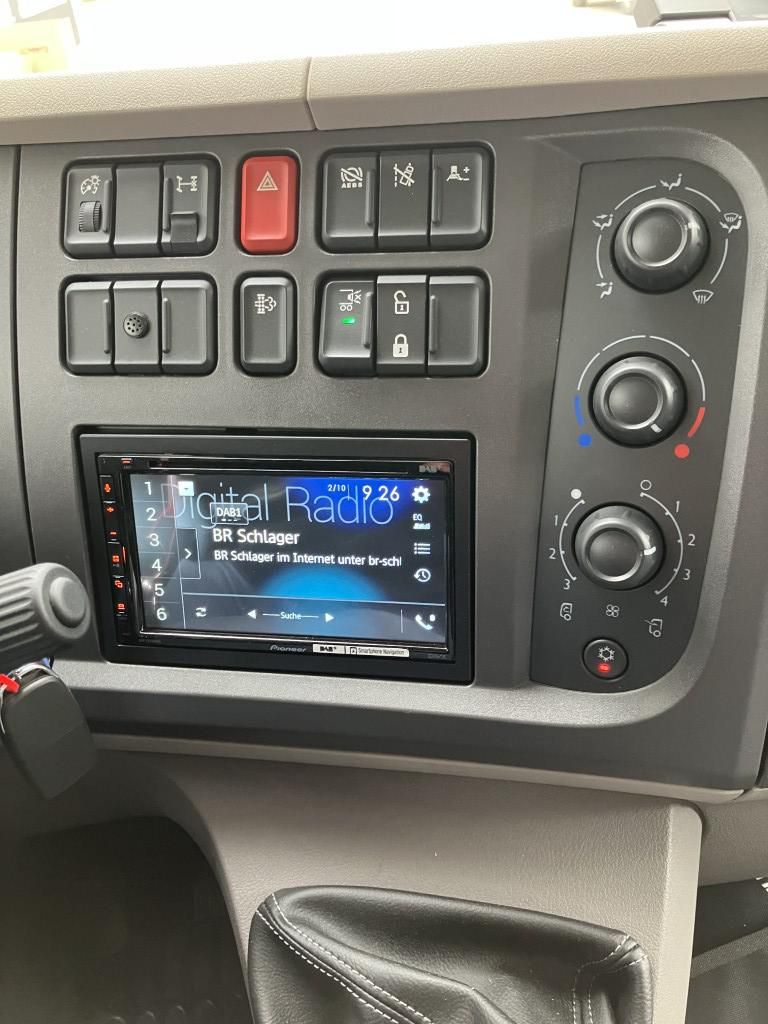 Fahrzeugabbildung DAF FA LF 260 12t Spier Pritsche Plane LBW