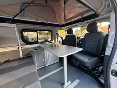 AHORN Camp Van City-Markise-Standh.-1136Km-LED -