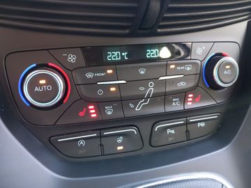 Ford C-Max - 11