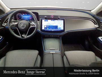 Mercedes E 200 - 12